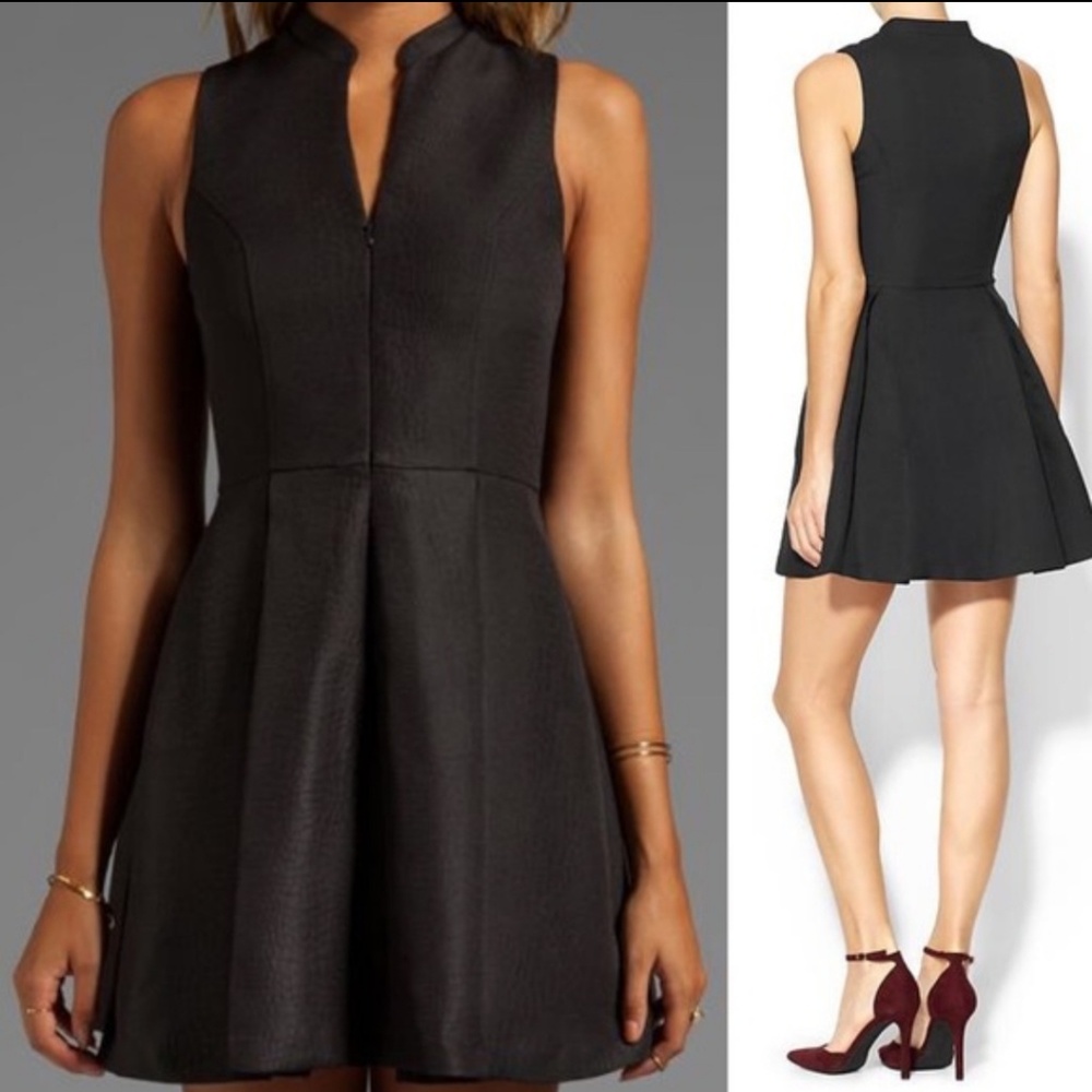 NWT Dolce Vita Ashelle Day to night Dress Small